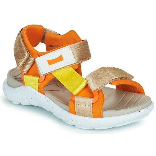 Sandali Camper per bambina ragazza modello OUSW in arancio, ideali per l'estate. Questi sandali uniscono stile e comfort, perfetti per ogni occasione. Acquista online i Camper Sandali bambina OUSW Arancio per un look alla moda e pratico.