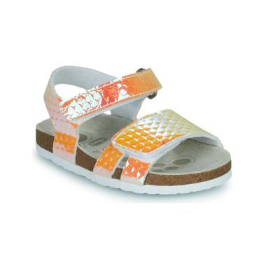 Sandali Chicco FIORE multicolore per bambina, ideali per la stagione estiva. Questi sandali eleganti e colorati offrono comfort e stile, perfetti per le piccole fashioniste. Realizzati con materiali di alta qualità, sono progettati per garantire una calzata sicura e un supporto ottimale durante le attività quotidiane. Aggiungi un tocco di allegria al guardaroba della tua ragazza con i sandali Chicco FIORE, la scelta ideale per ogni occasione.