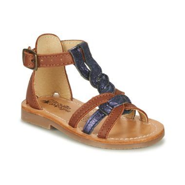 Sandali bambina ragazza Citrouille et Compagnie GITANOLO Blu, eleganti e comodi, perfetti per la moda estiva. Design accattivante, materiali di alta qualità e soletta confortevole per la massima comodità. Ideali per ogni occasione, dai pomeriggi al parco alle feste. Acquista ora e dona stile e comfort ai piccoli passi!