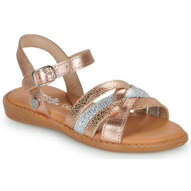 Sandali bambina ragazza Citrouille et Compagnie KANSAK Rosa, eleganti e comodi, ideali per la stagione estiva. Realizzati con materiali di alta qualità, questi sandali offrono comfort e stile per ogni occasione. Perfetti per le giovani fashioniste, garantiscono una vestibilità sicura e un look alla moda. Acquista ora i sandali Citrouille et Compagnie KANSAK Rosa per un tocco di classe e divertimento nel guardaroba delle tue bambine.