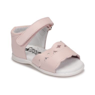 Sandali bambina ragazza Citrouille et Compagnie NEW 21 Rosa, eleganti e confortevoli, perfetti per l'estate. Design alla moda con tonalità rosa, ideali per ogni occasione. Resistenti e pratici, questi sandali garantiscono il massimo comfort per le piccole. Scegli la qualità di Citrouille et Compagnie per un tocco di stile nel guardaroba della tua bambina.