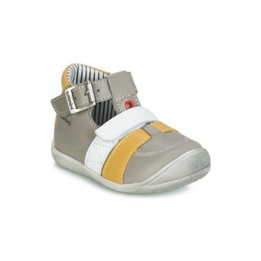 Sandali bambino ragazzo Catimini TIMOR Grigio, stile moderno e comfort per la stagione estiva. Perfetti per i piccoli avventurieri, progettati per garantire la massima traspirabilità e supporto. Ideali per le passeggiate all'aperto e le attività all'aria aperta, i sandali Catimini TIMOR combinano resistenza e design accattivante. Acquista ora per il look estivo perfetto!
