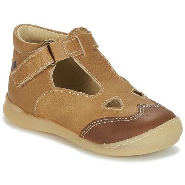 Sandali bambino ragazzo Citrouille et Compagnie IARTIALAN Marrone, modelli estivi comodi e alla moda, perfetti per le avventure all'aperto. Ideali per garantire comfort e stile, questi sandali sono realizzati con materiali di alta qualità per la massima durabilità. Perfetti per ogni occasione, dal gioco al tempo libero, sono un must-have per l'abbigliamento estivo dei tuoi bambini.