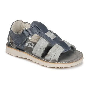 Sandali bambino ragazzo Citrouille et Compagnie IOUTIKER Blu, scarpe estive comode e stilose per bambini, ideali per ogni occasione. Design accattivante e materiali di alta qualità per garantire comfort e sostegno. Perfetti per passeggiate e attività all'aperto. Acquista ora i sandali Citrouille et Compagnie per un'estate all'insegna della moda e del divertimento.