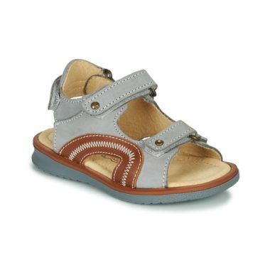 Sandali bambino ragazzo Citrouille et Compagnie MASTIKO Grigio, eleganti e comodi, ideali per la stagione estiva. Realizzati in materiali di alta qualità, offrono un'ottima aderenza e supporto. Perfetti per ogni occasione, dai giochi all'aperto alle uscite in città. Scopri il comfort e lo stile dei sandali MASTIKO, un must-have per il guardaroba estivo dei più piccoli.