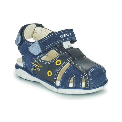 Sandali Geox per bambini, modello SANDAL DELHI BOY, colore blu. Ottimali per l'estate, questi sandali offrono comfort e traspirabilità, ideali per le avventure all'aperto. Perfetti per completare l'outfit estivo del tuo ragazzo, garantendo stile e supporto. Acquista ora i Geox Sandali bambino ragazzo SANDAL DELHI BOY blu per un look pratico e alla moda!