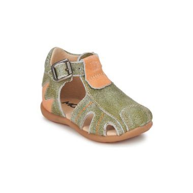 Sandali bambino ragazzo Mod'8 ALUCINE Verde, modello alla moda e comodo, perfetto per la stagione estiva. Realizzati in materiali di alta qualità per garantire durata e comfort, questi sandali offrono una chiusura regolabile per una vestibilità ottimale. Ideali per ogni avventura all'aperto, rappresentano la scelta perfetta per i genitori che cercano stile e praticità per i loro bambini.