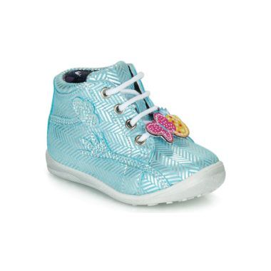Scarpe Catimini SALAMANDRE Blu per bambina e ragazza, eleganti e comode, perfette per ogni occasione. Design alla moda e materiali di alta qualità per garantire stile e comfort. Ideali per completare il look delle giovani fashioniste. Acquista ora le Catimini Scarpe bambina ragazza SALAMANDRE Blu, disponibili nel tuo negozio online di fiducia.