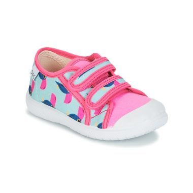 Scarpe bambina ragazza Citrouille et Compagnie GLASSIA multicolore, ideali per il comfort e lo stile quotidiano. Design vivace e alla moda, perfette per ogni occasione. Acquista ora per aggiungere un tocco di colore al guardaroba delle tue bambine!