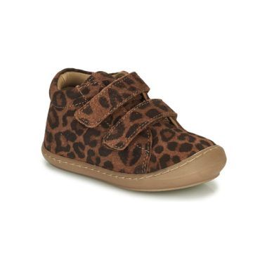 Scarpe bambina ragazza Citrouille et Compagnie JUKI Marrone, eleganti e confortevoli, ideali per ogni occasione. Realizzate con materiali di alta qualità, queste scarpe assicurano stile e resistenza. Acquista online le migliori scarpe per bambini e completa il look della tua bambina con il modello JUKI di Citrouille et Compagnie.