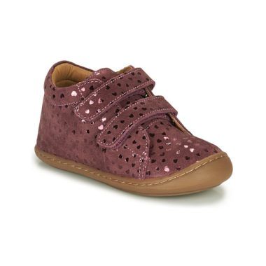 Scarpe bambina ragazza Citrouille et Compagnie JUKI Viola, eleganti e confortevoli, ideali per ogni occasione. Perfette per la moda giovanile, queste scarpe offrono stile e praticità, rendendole un must-have per le piccole trendsetter. Acquista ora le Citrouille et Compagnie JUKI Viola per un look chic e alla moda!