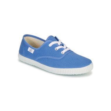 Scarpe bambina ragazza Citrouille et Compagnie KIPPI BOU in blu, eleganti e confortevoli, ideali per ogni occasione. Queste scarpe sono perfette per completare il look delle piccole, offrendo stile e praticità. Scopri il comfort e la qualità artigianale di Citrouille et Compagnie per la moda dei bambini.
