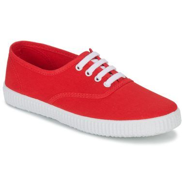 Scarpe bambina ragazza Citrouille et Compagnie KIPPI BOU di colore rosso, perfette per ogni occasione. Queste scarpe eleganti e comode sono ideali per la stagione, offrendo stile e confort per le giovanissime. Acquista ora le KIPPI BOU per un look alla moda!