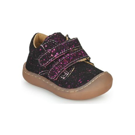 Scarpe per bambini Citrouille et Compagnie PIOTE in rosa, ideali per ragazze, comode e trendy. Perfette per ogni occasione, queste scarpe uniscono stile e comfort, rendendo ogni passo un'esperienza piacevole. Acquista ora per un look alla moda e pratico!