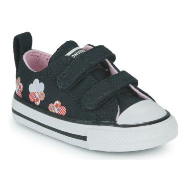 Scarpe bambina ragazza Converse CHUCK TAYLOR ALL STAR 2V OX Nero, di design elegante e casual, perfette per ogni occasione. Realizzate con materiali di alta qualità, offrono comfort e stile per le piccole. Acquista ora le Converse ideali per il tuo look!
