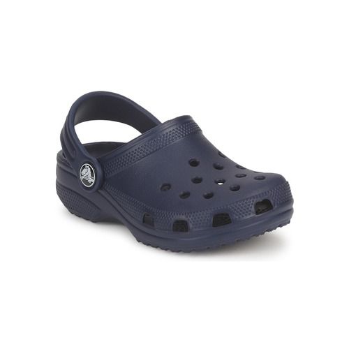 Scarpe Crocs per bambini ragazza CLASSIC KIDS in blu, design fresco e versatile, perfette per l'estate e attività all'aperto. Realizzate in materiali leggeri e resistenti, offrono comfort e facilità di pulizia. Ideali per garantire un look trendy e casual. Acquista ora le Crocs CLASSIC KIDS blu per le tue avventure!