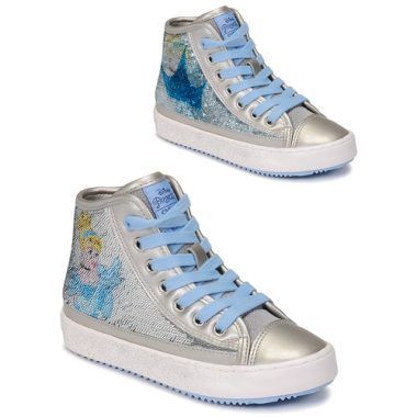 Scarpe bambina ragazza Geox KALISPERA Argento, eleganti e comode, perfette per ogni occasione. Design moderno e raffinato con dettagli argentati, ideali per il guardaroba delle giovani fashioniste. Realizzate con materiali di alta qualità, assicurano comfort e durata nel tempo. Scarpe Geox KALISPERA, il perfetto connubio di stile e praticità per le tue bambine.