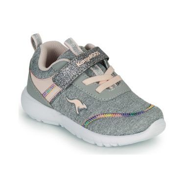 Scarpe per bambina Kangaroos KY-CHUMMY EV in grigio, ideali per comfort e stile. Perfette per l'uso quotidiano, queste scarpe valorizzano il look delle giovani ragazze, offrendo una calzata comoda e sicura. I materiali di alta qualità garantiscono durata e resistenza, rendendo queste scarpe un'ottima scelta per ogni avventura.