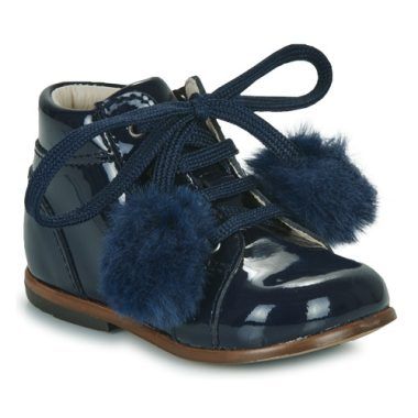 Scarpe bambina ragazza Little Mary HORTENCE Blu, eleganti e confortevoli, perfette per ogni occasione. Queste scarpe sono ideali per le piccole con stile, realizzate con materiali di alta qualità per garantire durata e comfort. Acquista le Little Mary HORTENCE Blu per un look alla moda e un supporto ottimale per i piedi delle bambine.