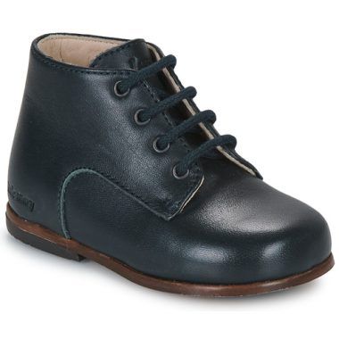 Scarpe bambina ragazza Little Mary MILOTO Marine, eleganti e comode, perfette per ogni occasione. Realizzate con materiali di alta qualità, offrono un ottimo supporto e un design alla moda. Ideali per la stagione primaverile e estiva, queste scarpe aggiungeranno un tocco di stile al guardaroba della tua bambina. Disponibili in diverse misure, le Little Mary MILOTO Marine sono la scelta perfetta per le giovani fashioniste.