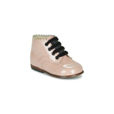 Scarpe bambina ragazza Little Mary VIVALDI Rosa, eleganti e confortevoli, ideali per le occasioni speciali. Realizzate in materiali di alta qualità, queste scarpe sono perfette per completare ogni outfit primaverile ed estivo. Design raffinato e dettagli curati rendono il modello VIVALDI una scelta perfetta per le giovani fashioniste. Disponibile in diverse misure, per garantire il massimo comfort durante la giornata. Acquista ora le Little Mary Scarpe bambina ragazza VIVALDI Rosa e fai brillare il tuo stile!