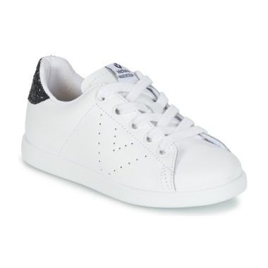 Scarpe bambina ragazza Victoria DEPORTIVO BASKET PIEL KID Bianco, ideali per attività sportive e tempo libero. Realizzate in pelle di alta qualità, queste sneakers offrono comfort e stile. Perfette per ogni occasione, dal parco alla scuola, con un design moderno e versatile. Acquista ora le tue Victoria Scarpe per ragazze e scopri il mix perfetto di moda e funzionalità.