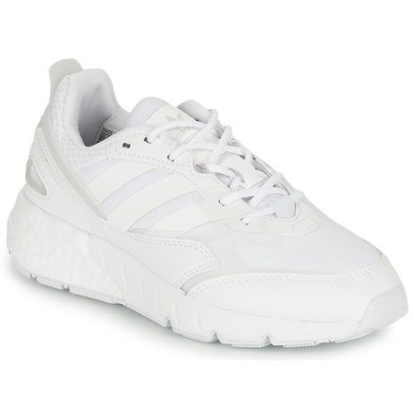 Scarpe bambina ragazza adidas ZX 1K BOOST 2.0 J Bianco, design moderno e confortevole, ideali per il tempo libero e le attività quotidiane. Sneakers leggere con tecnologia BOOST per un'ammortizzazione ottimale, perfette per garantire il massimo comfort durante ogni passo. Disponibili in bianco, queste scarpe sportive uniscono stile e funzionalità, rendendole un must-have per ogni giovane sportiva. Acquista ora le adidas ZX 1K BOOST 2.0 J per un look trendy e prestazioni elevate!