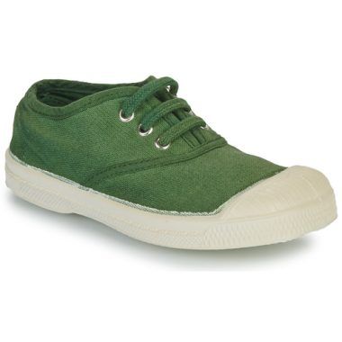 Bensimon Scarpe bambino ragazzo TENNIS LACET Verde, eleganti e comode, perfette per ogni occasione. Design alla moda con lacci per una vestibilità ottimale, ideali per attività all'aperto e sport. Scegli il comfort e lo stile delle scarpe Bensimon per i tuoi ragazzi. Disponibili in verde, aggiungono un tocco di freschezza al guardaroba. Acquista ora per garantire il massimo della qualità e del design!