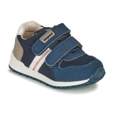 Scarpe Bisgaard STEVIE Blu per bambini e ragazzi, ideali per il comfort e lo stile nella stagione primaverile. Realizzate con materiali di alta qualità, queste scarpe offrono supporto e durata per le avventure quotidiane dei più piccoli. Perfette per ogni occasione, dal gioco all'uscita con amici. Acquista ora le Bisgaard Scarpe bambino ragazzo STEVIE Blu per aggiungere un tocco di moda al guardaroba del tuo bambino!
