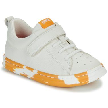 Scarpe Camper per bambini e ragazzi K800529-009 in bianco, ideali per garantire comfort e stile. Acquista ora le migliori scarpe per l'educazione e il tempo libero, perfette per ogni occasione. Design moderno e materiali di alta qualità per il benessere dei tuoi piccoli.