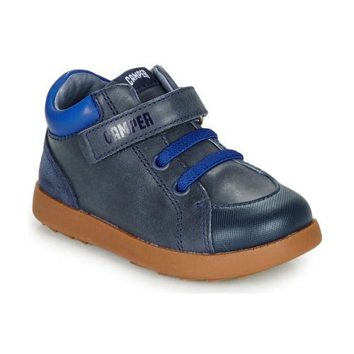 Alt text: "Camper Scarpe bambino ragazzo Bryn FW Blu - eleganti e confortevoli scarpe per bambini, ideali per ogni occasione. Design moderno e materiali di alta qualità per garantire il massimo comfort e stile. Acquista ora le scarpe Camper per garantire ai tuoi figli un look alla moda."