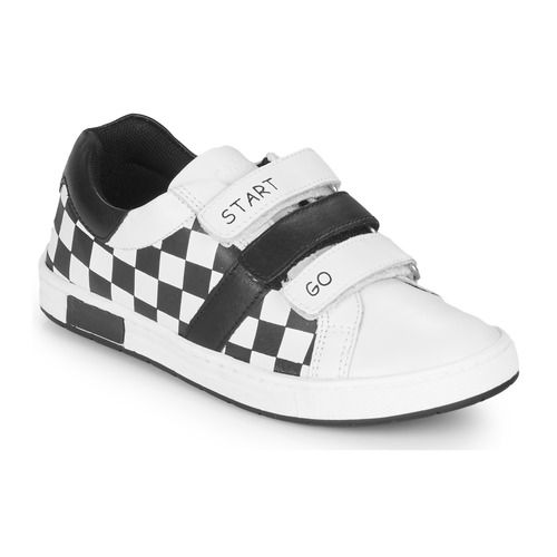 Scarpe Chicco per bambino e ragazzo modello CANDITO in colore bianco, ideali per comfort e stile. Queste scarpe sono perfette per l'abbigliamento quotidiano, garantendo un look moderno e casual. Realizzate con materiali di alta qualità, offrono resistenza e supporto, rendendole la scelta ideale per i più piccoli. Acquista ora le Chicco Scarpe CANDITO per garantire al tuo bambino stile e comodità in ogni occasione.