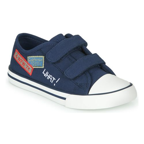 Scarpe Chicco per bambini ragazzo modello COCOS in blu, ideali per garantire comfort e stile. Ottime per il tempo libero e le attività quotidiane, queste scarpe offrono una vestibilità perfetta e un design accattivante. Perfette per ragazzi attivi, le scarpe Chicco COCOS sono realizzate con materiali di alta qualità per assicurare durabilità e supporto durante la crescita. Acquista ora le scarpe Chicco COCOS blu per un look trendy e pratico!