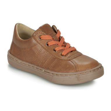 Scarpe bambino ragazzo Citrouille et Compagnie LUKITO Marrone, eleganti e comode, perfette per ogni occasione, realizzate con materiali di alta qualità per garantire comfort e durata.