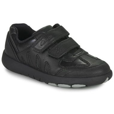 Scarpe Clarks REX STRIDE K Nero per bambino ragazzo, elegante e resistente, perfette per l'uso quotidiano e per ogni occasione. Design moderno con suola antiscivolo, ideali per garantire comfort e supporto durante la crescita. Acquista ora le Clarks Scarpe bambino ragazzo REX STRIDE K Nero per un look alla moda e pratico.