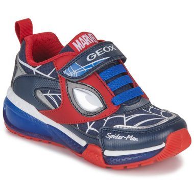 Scarpe Geox J BAYONYC BOY D Marine per bambini, eleganti e comode, ideali per ogni occasione. Realizzate con materiali di alta qualità, offrono massimo comfort e traspirabilità. Perfette per l'uso quotidiano, queste scarpe sono un'ottima scelta per ragazzi attivi. Acquista ora le migliori scarpe Geox per il tuo bambino!