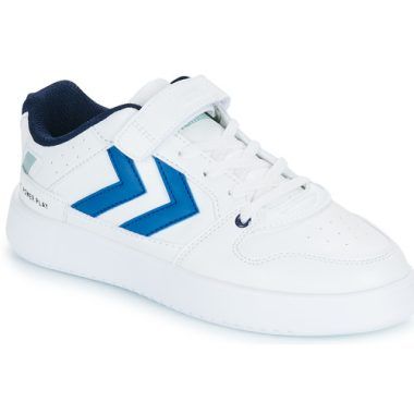 Scarpe bambino ragazzo hummel ST. POWER PLAY JR Bianco, scarpe sportive comode e alla moda, perfette per il playtime e le attività all'aperto, con design elegante e materiali di alta qualità. Ideali per genitori che cercano calzature resistenti e stilose per i loro figli, adatte a ogni occasione.
