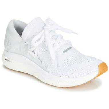 Scarpe da fitness Uomo Reebok Sport FLOWTRIDE RU Bianco, design moderno e comfort eccezionale. Ideali per allenamenti intensi e attività sportive, queste scarpe offrono supporto e stabilità. Perfette per chi cerca prestazioni elevate e stile nel proprio abbigliamento sportivo. Acquista ora le tue Reebok Sport FLOWTRIDE RU Bianco e migliora la tua esperienza fitness.