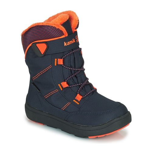 Scarpe da neve KAMIK STANCE 2 Marine per bambina, ideali per affrontare l'inverno con stile e comfort. Queste scarpe impermeabili, progettate per la neve, offrono una calzata facile e sicura grazie alla chiusura con velcro. Perfette per passeggiate in montagna e giochi sulla neve, assicurano calore e protezione per i piedi delle più giovani. Disponibili in blu navy, queste scarpe da neve sono un must-have per l'abbigliamento invernale delle ragazze.