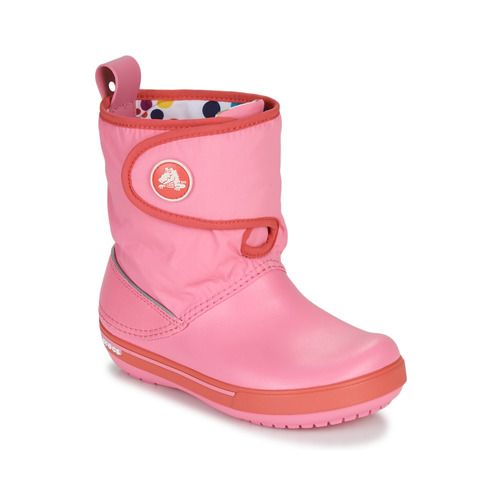 Scarpe da neve Crocs per bambini e ragazzi, modello CROCBAND ll.5 GUST BOOT KIDS PLEM PPY in rosa. Ideali per l'inverno, offrono comfort e calore, perfette per le avventure sulla neve. Design alla moda e resistente, adatte per ogni occasione. Acquista ora le Crocs Scarpe da neve bambino ragazzo per un inverno all'insegna del divertimento!
