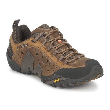 Scarpe da trekking Merrell INTERCEPT Marrone per uomo, ideali per escursioni e attività all'aperto. Queste sneakers offrono comfort e supporto in ogni avventura. Perfette per chi cerca qualità e stile nei propri equipaggiamenti outdoor.