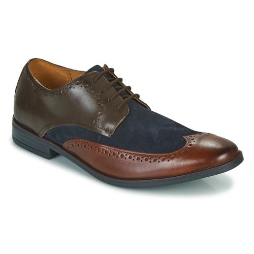 Scarpe uomo Clarks STANFORD LIMIT Bianco Derby, elegante e versatile, perfette per ogni occasione. Design moderno e materiali di alta qualità per un comfort duraturo. Ideali per un look raffinato e alla moda. Acquista ora queste scarpe Clarks per un tocco di stile unico!
