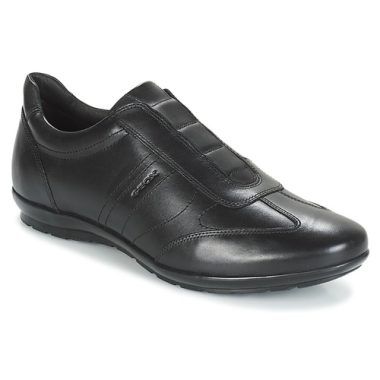 Immagine di sneakers uomo Geox UOMO SYMBOL Nero, eleganti e comode, ideali per ogni occasione. Design moderno e materiali di alta qualità, perfette per un look casual e alla moda. Scarpe Geox UOMO SYMBOL Nero, garantiscono traspirabilità e comfort, perfette per chi cerca stile e praticità. Acquista ora le tue Geox UOMO SYMBOL Nero e vivi un'esperienza di camminata senza pari.