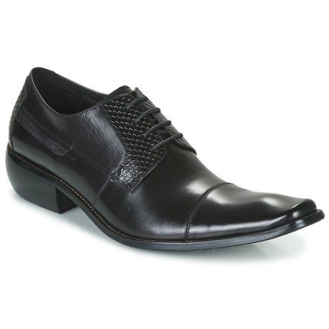 Scarpe Kdopa DRAKE Nero Derby Uomo, eleganti e versatili, perfette per occasioni formali e casual. Design sofisticato e materiali di alta qualità per garantire comfort e stile in ogni passo. Acquista ora le tue Kdopa DRAKE per un look impeccabile.