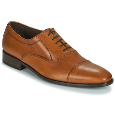 Scarpe Uomo So Size INDIANA Marrone Richelieu, eleganti e versatili, perfette per ogni occasione. Design raffinato e comfort ottimale per un look impeccabile. Acquista ora il tuo paio di scarpe So Size INDIANA Marrone per elevare il tuo stile.