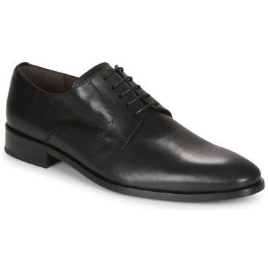 Scarpe uomo So Size MANUELA Nero Richelieu, eleganti e versatili, perfette per ogni occasione. Materiale di alta qualità, comfort eccellente e design raffinato. Ideali per un look sofisticato e professionale. Acquista ora le So Size MANUELA per un tocco di stile e classe.