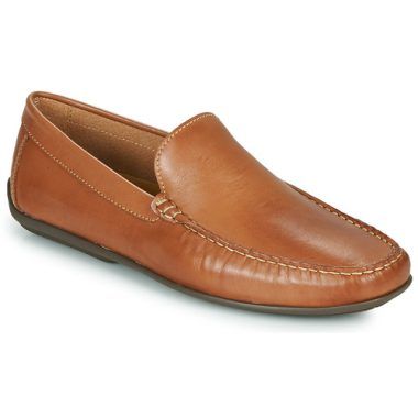 Mocassini da uomo So Size MILLIE in marrone, eleganti e versatili, ideali per ogni occasione. Comfort e stile uniti in un design moderno, perfetti per outfit casual e formali. Scarpe di alta qualità, perfette per l'ufficio o il tempo libero. Acquista ora i mocassini So Size MILLIE marrone per un look impeccabile.
