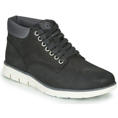 Sneakers alte Uomo Timberland BRADSTREET CHUKKA LEATHER Nero, perfette per un look urbano e casual. Realizzate in pelle di alta qualità, queste sneakers offrono comfort e stile, ideali per ogni occasione. Scopri la combinazione perfetta di funzionalità e design con le Timberland BRADSTREET CHUKKA LEATHER.