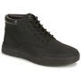 Sneakers alte Uomo Timberland MAPLE GROVE LEATHER CHUKKA in nero, realizzate in pelle di alta qualità. Design elegante e versatile, perfette per ogni occasione. Scopri lo stile e il comfort delle Timberland, ideale per chi cerca calzature resistenti e alla moda.