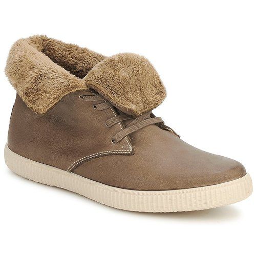 Sneakers alte da uomo Victoria SAFARI ALTA PIEL TINTADA PELO in marrone, realizzate con materiali di alta qualità, ideali per un look sportivo e alla moda. Comfort e stile uniti in un design unico, perfette per ogni occasione. Acquista ora le sneakers Victoria per un tocco di classe nel tuo guardaroba.